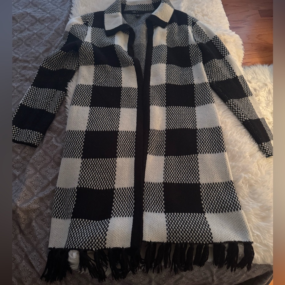 Cable & Gauge Black and Cream Checkered Cardigan